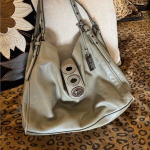 Coach Carlyle Olive leather Shoulder Bag with Silver Accents